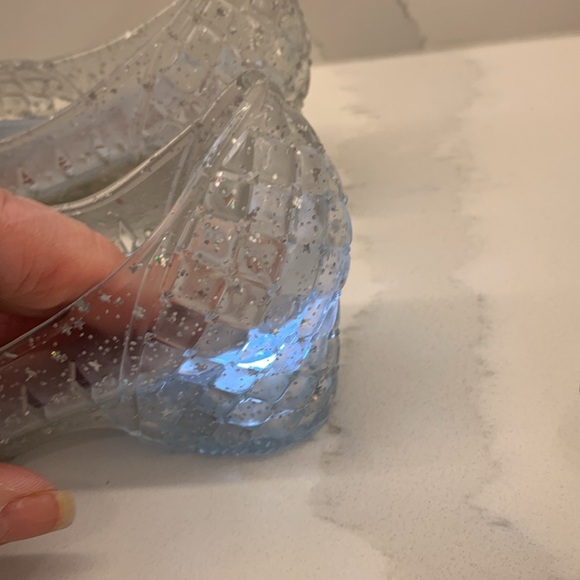 Cinderella shoes with light inside hill sz 6-7 - Picture 6 of 7